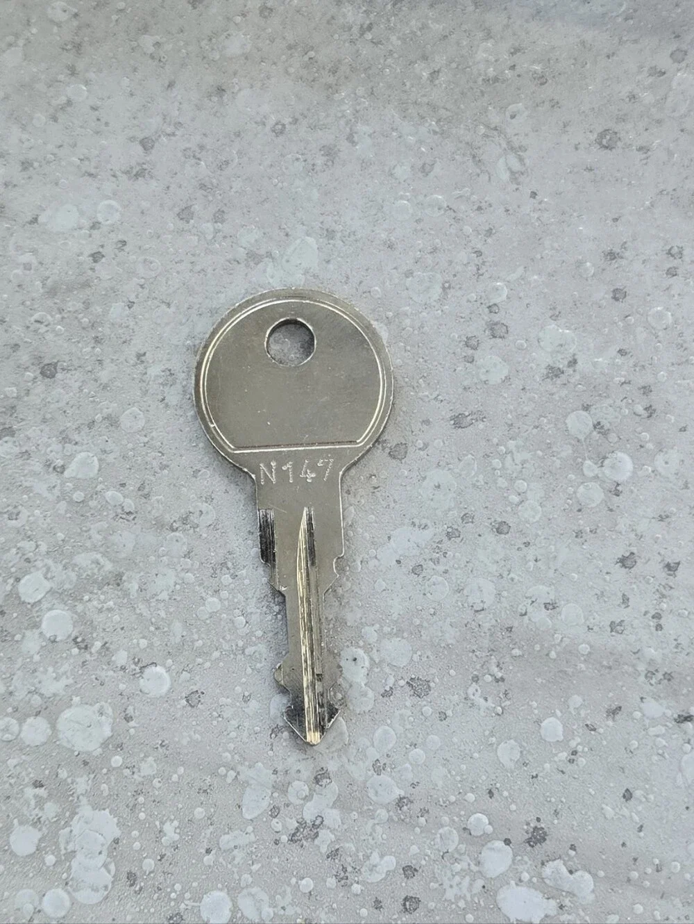 Thule Lock And Key System- 6 Total  With Keys